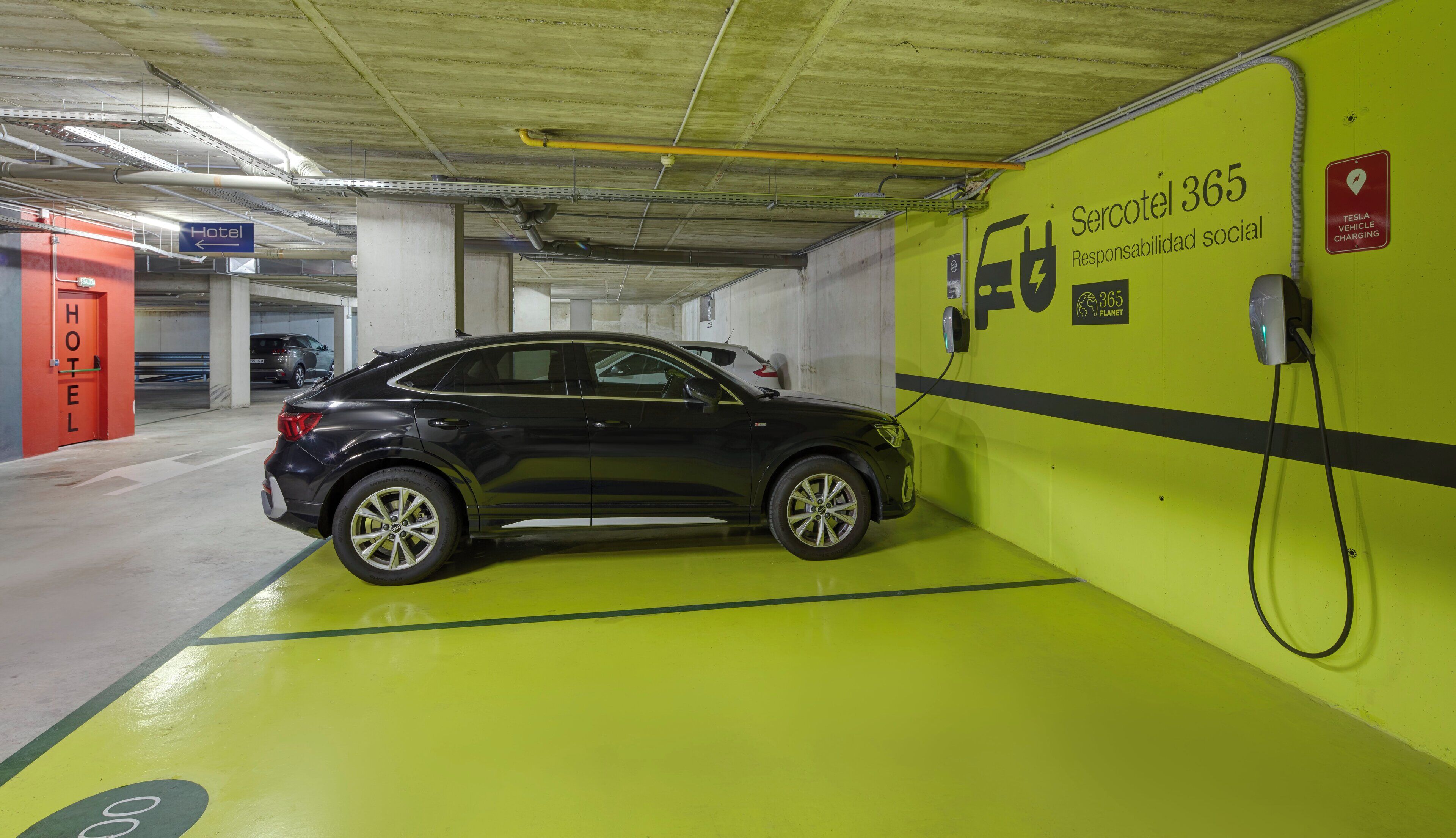 self-parking (surcharge) 6 per day