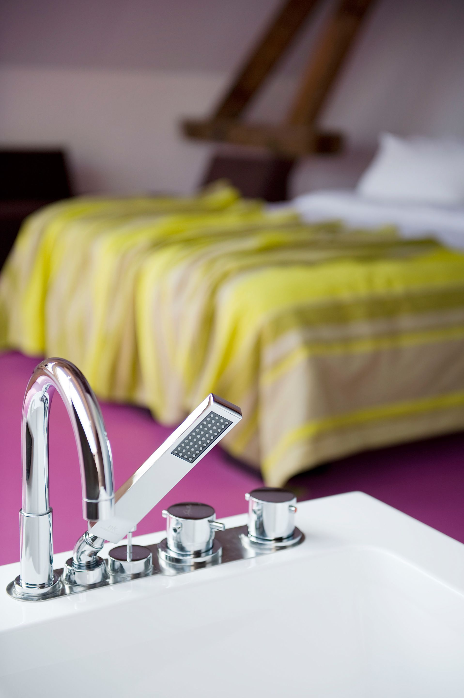 deluxe double room | minibar, in-room safe, desk, blackout curtains