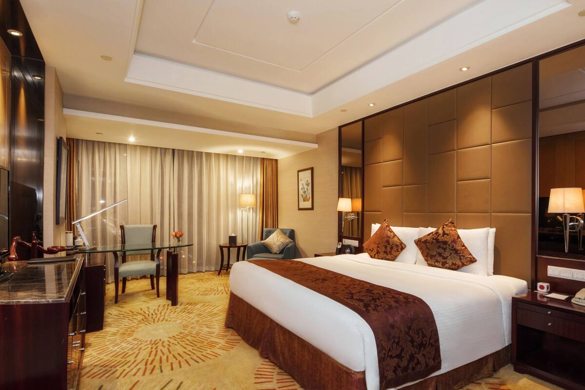 Superior Suite