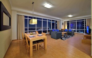 Premium bedding, pillow-top beds, in-room safe, desk