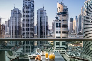 Rooftop terrace - Oaks Liwa Heights Suites (Dubai)