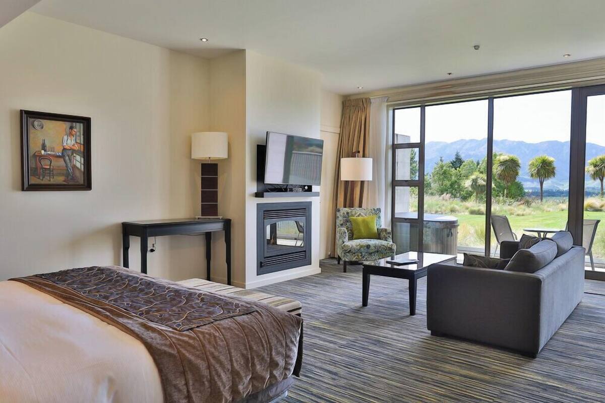 Premium bedding, Select Comfort beds, minibar, in-room safe