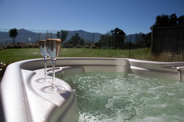 Bồn tắm spa riêng