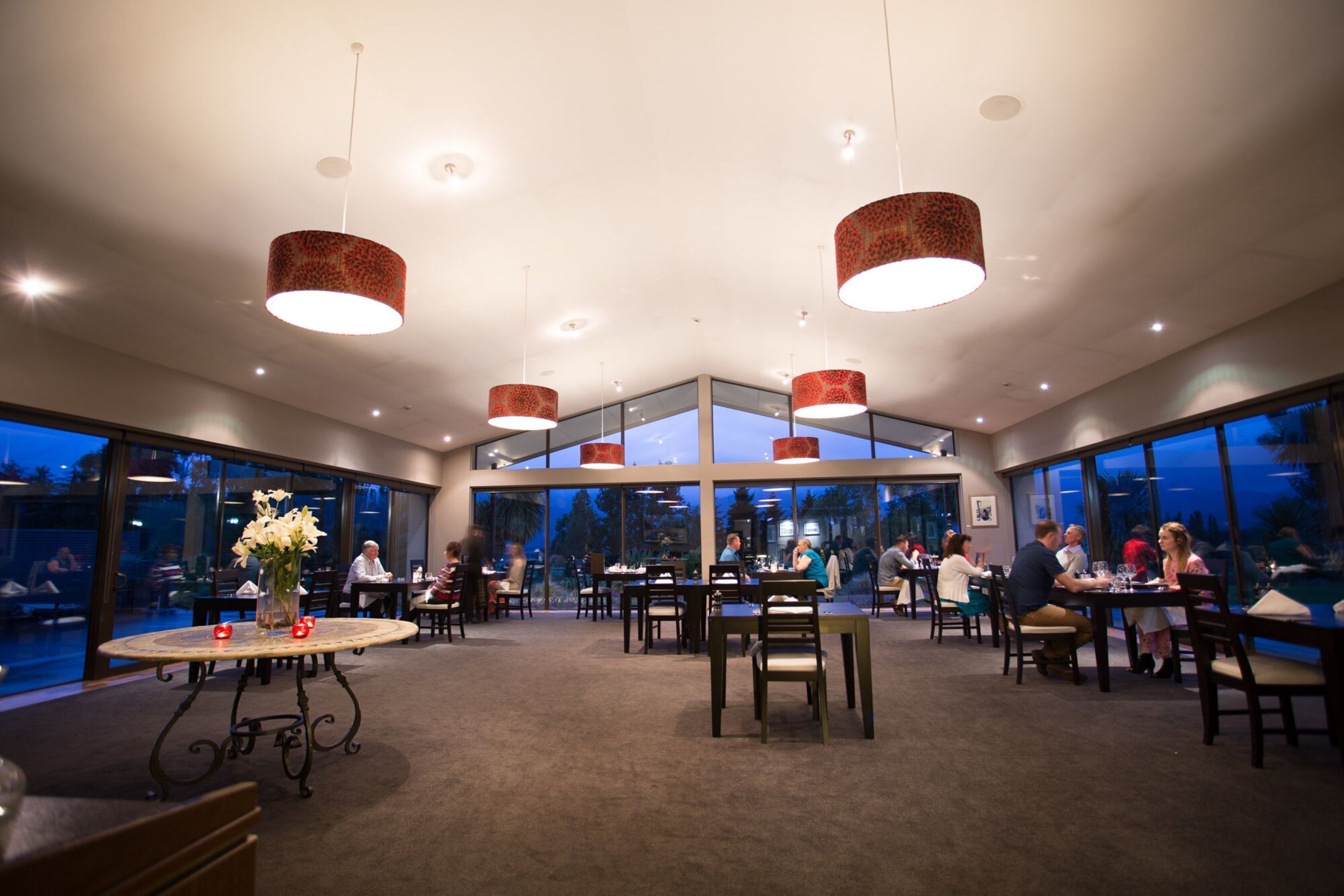 breakfast, dinner served; modern european cuisine, garden views