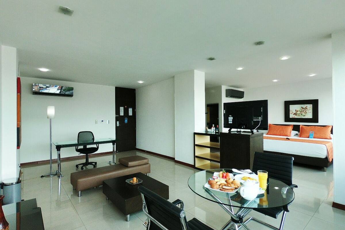 junior studio suite | 1 bedroom, minibar, in-room safe, free wifi