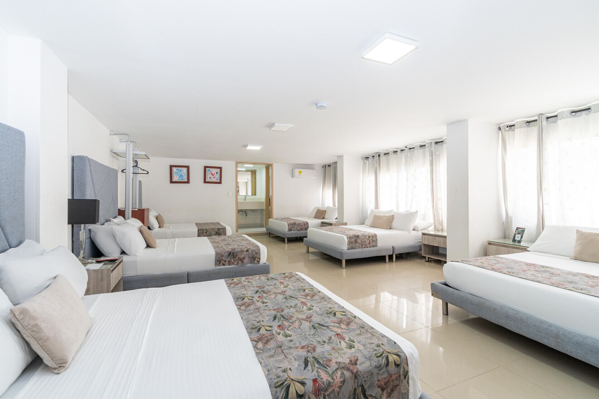 Peralatan tempat tidur premium, gebar bulu kapas, katil Select Comfort 