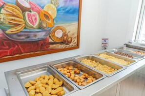 매일 뷔페 무료 아침 식사 포함