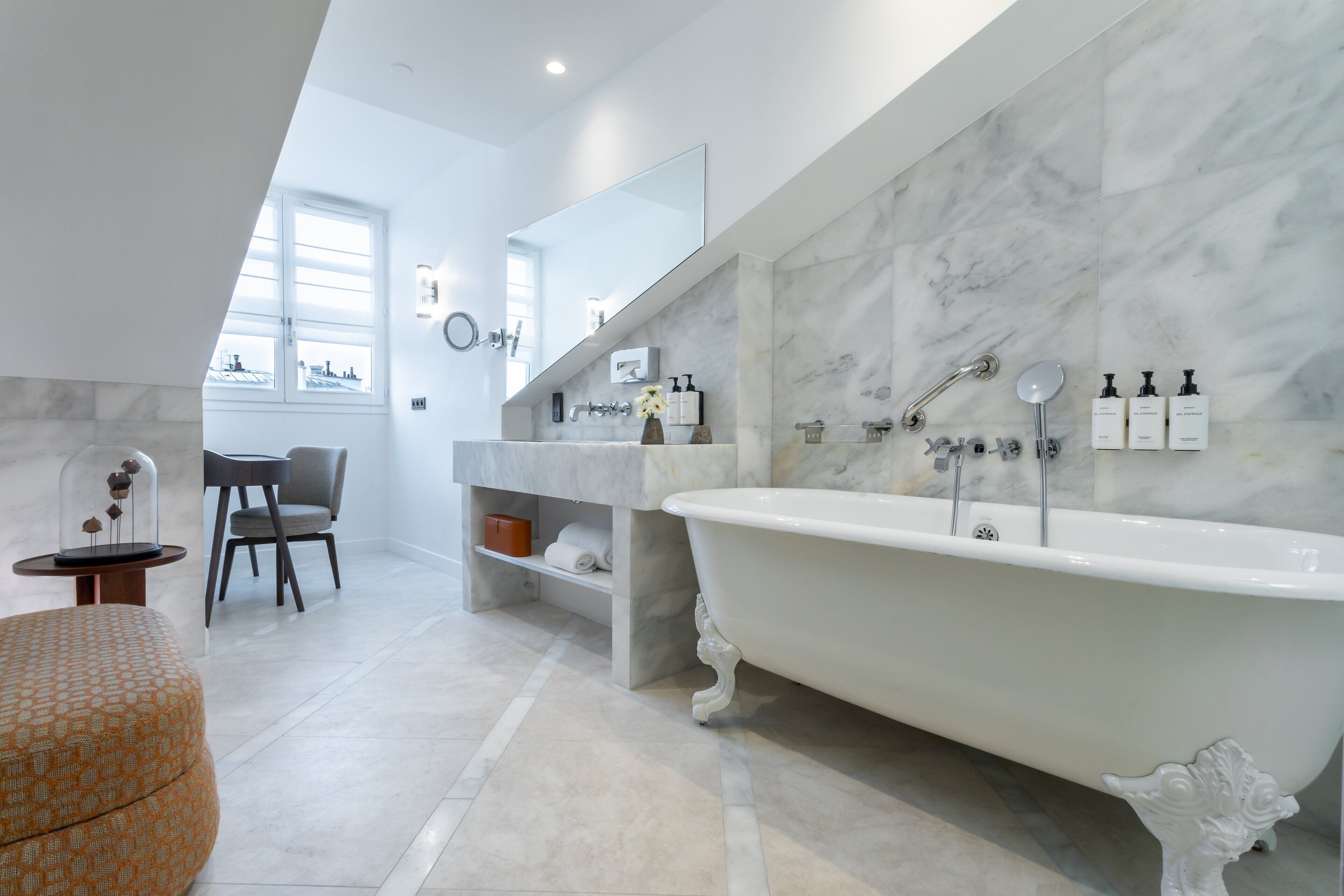 junior suite, 1 king bed, tower (eiffel tower view) | 1 bedroom, egyptian cotton sheets, premium bedding, minibar