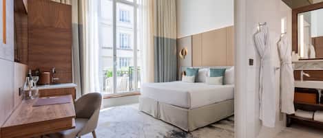 Phòng Suite Junior, 1 giường cỡ king, hiên | 1 phòng ngủ, bộ trải giường bằng vải cotton Ai Cập