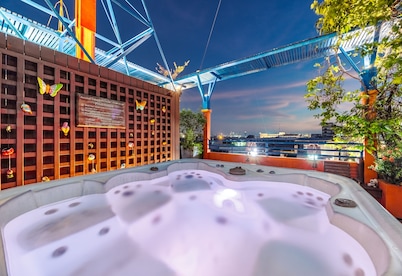 Collection O Diamond House Khaosan