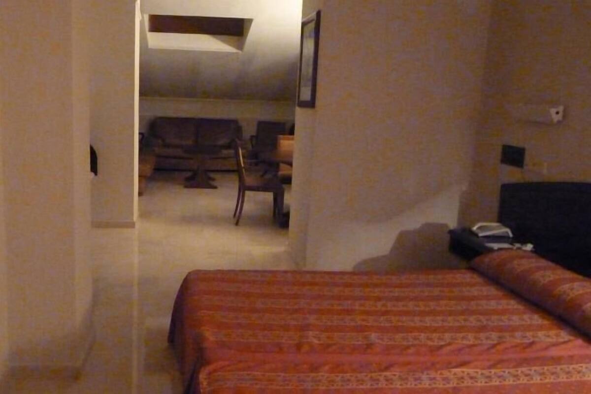 Minibar, in-room safe, desk, soundproofing