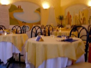 Petit déjeuner servi sur place