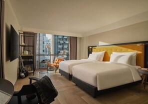 迷你吧、客房内保险箱、办公桌、折叠床/加床（额外收费）