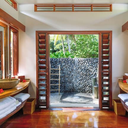 Free toiletries, hair dryer, bathrobes, slippers