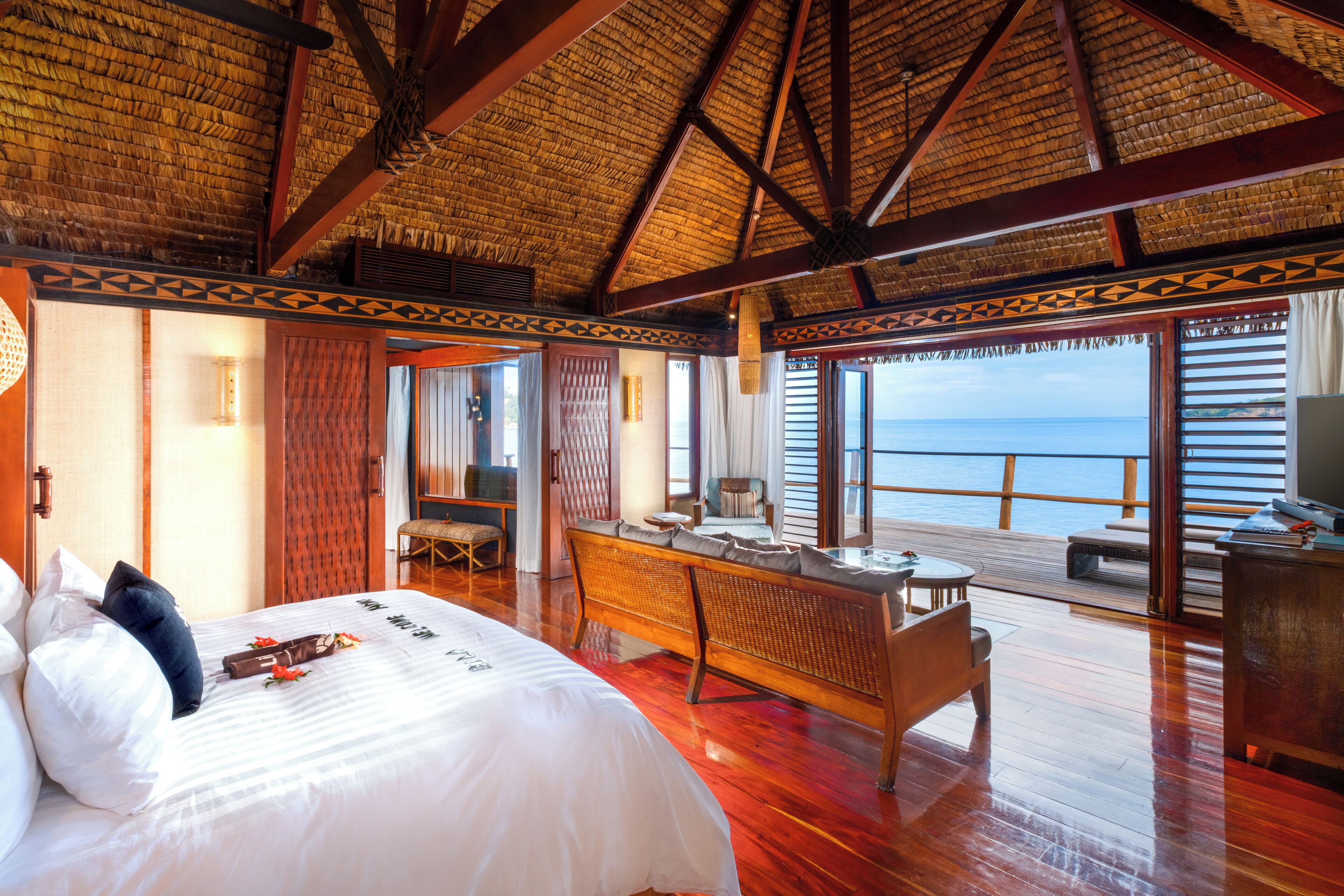 Overwater Bures | Egyptian cotton sheets, premium bedding, pillowtop beds, minibar