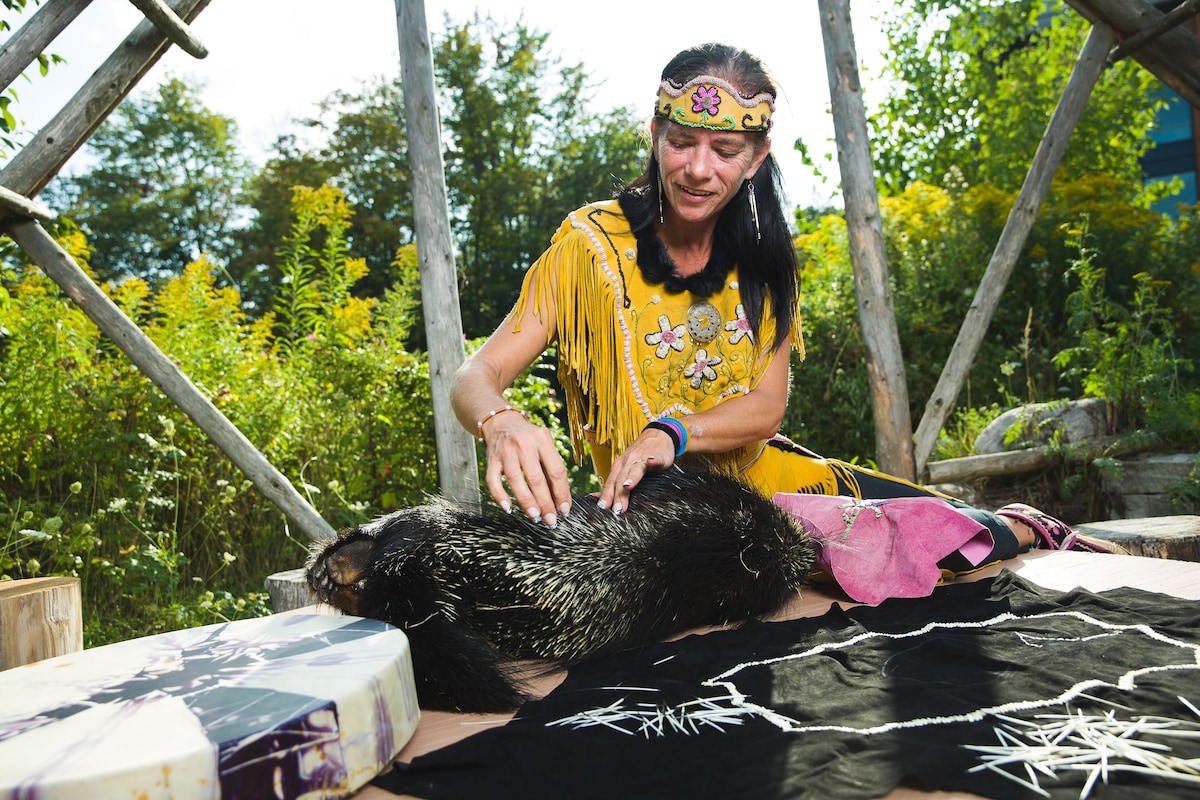 Thiet ke noi that: Tieu chuan 4 sao mang linh hon ban dia