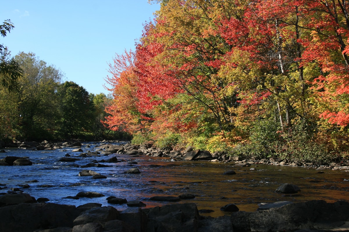 Ecotours - Hôtel-Musée Premières Nations (Wendake)