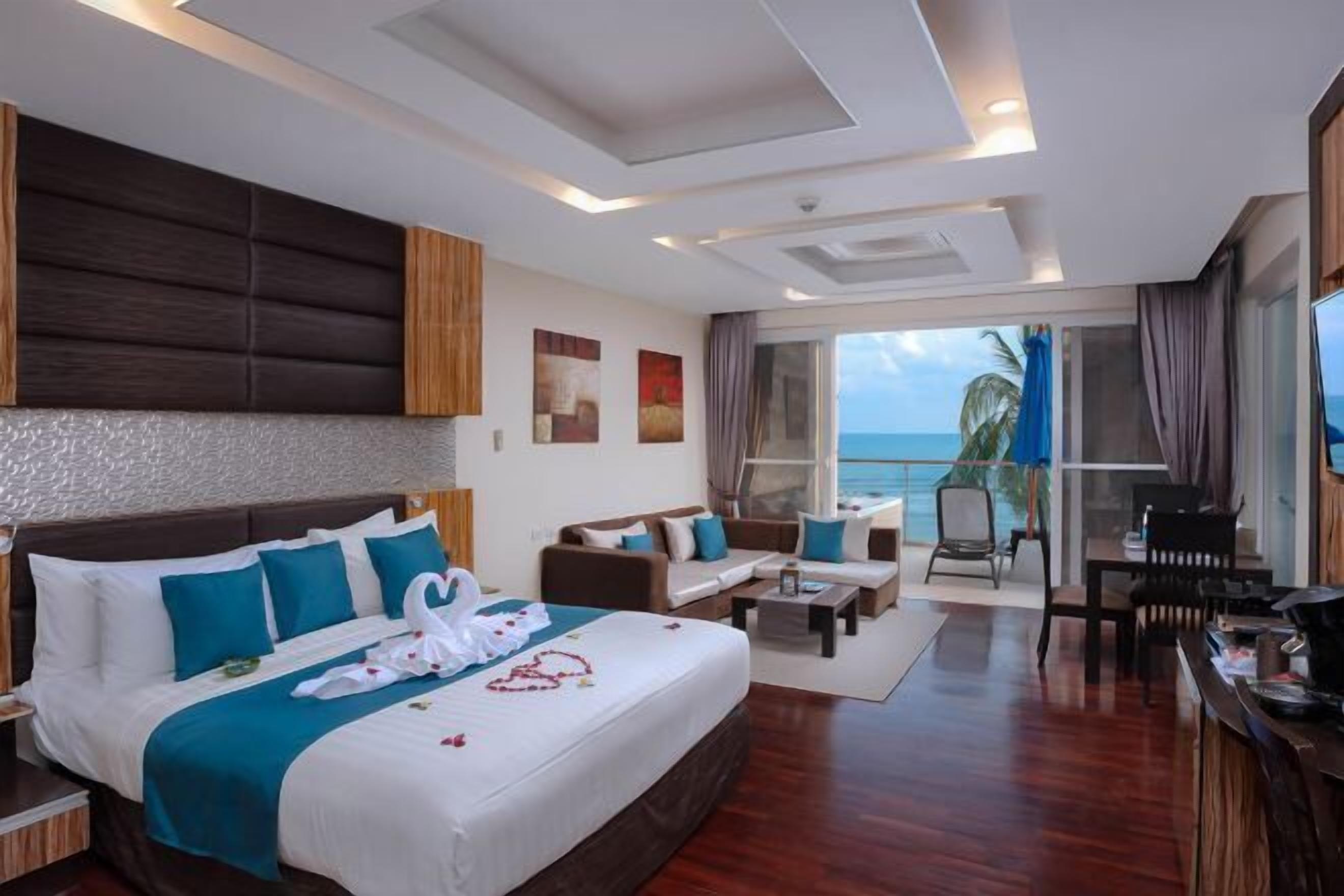 高級寢具、迷你吧、房內夾萬、隔音