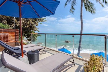 2 Bedrooms Pool Sea View Suite | Beach/ocean view