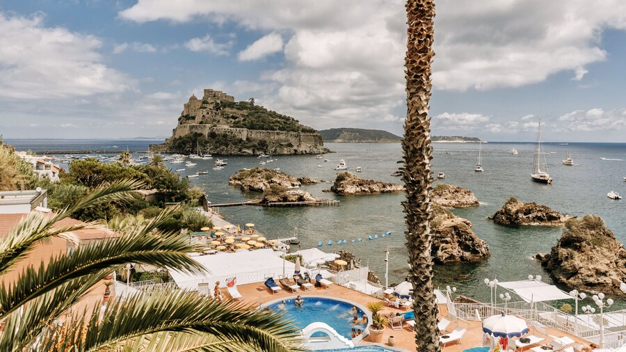 Strand Hotel Terme Delfini