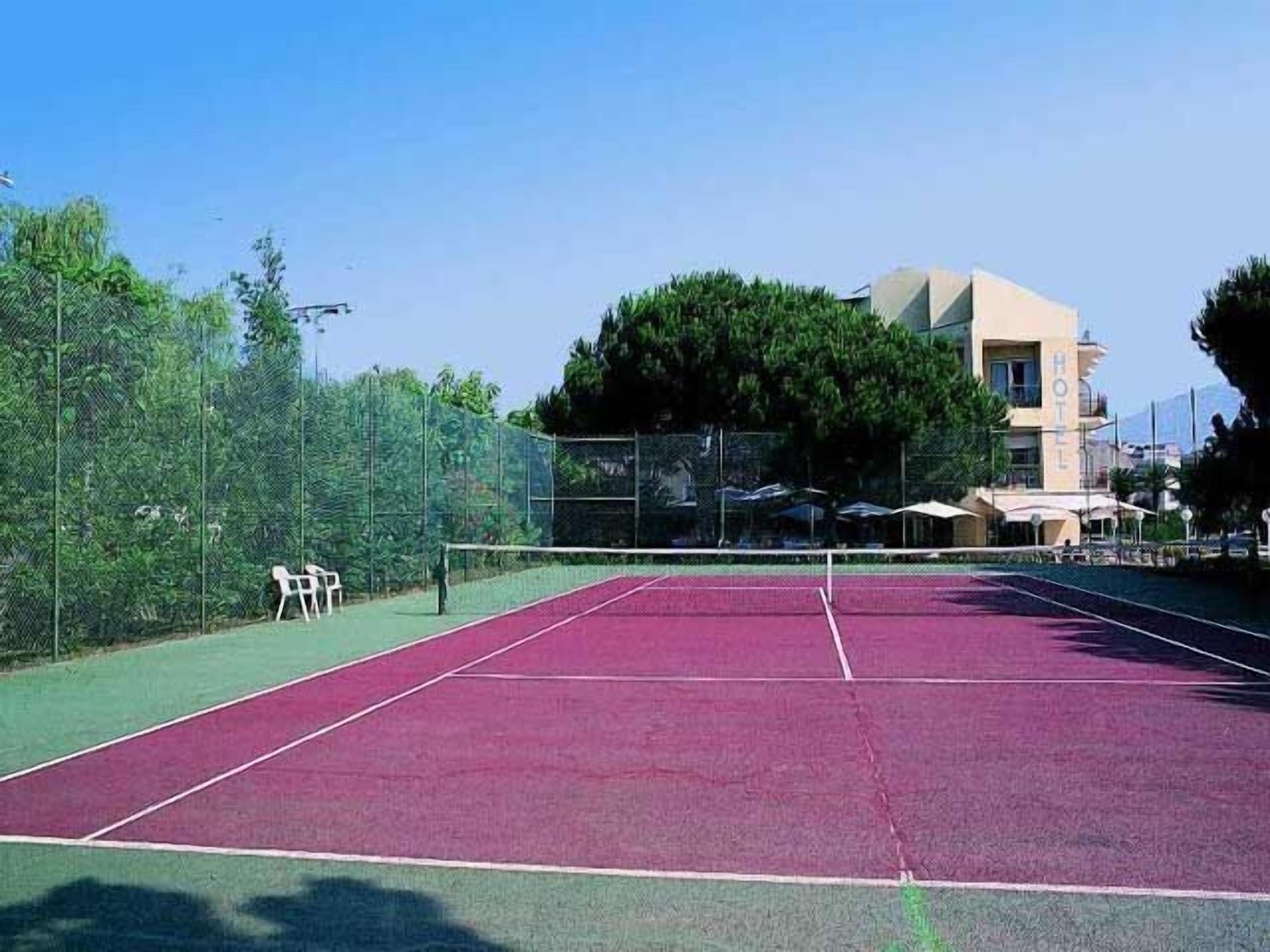 tennis court