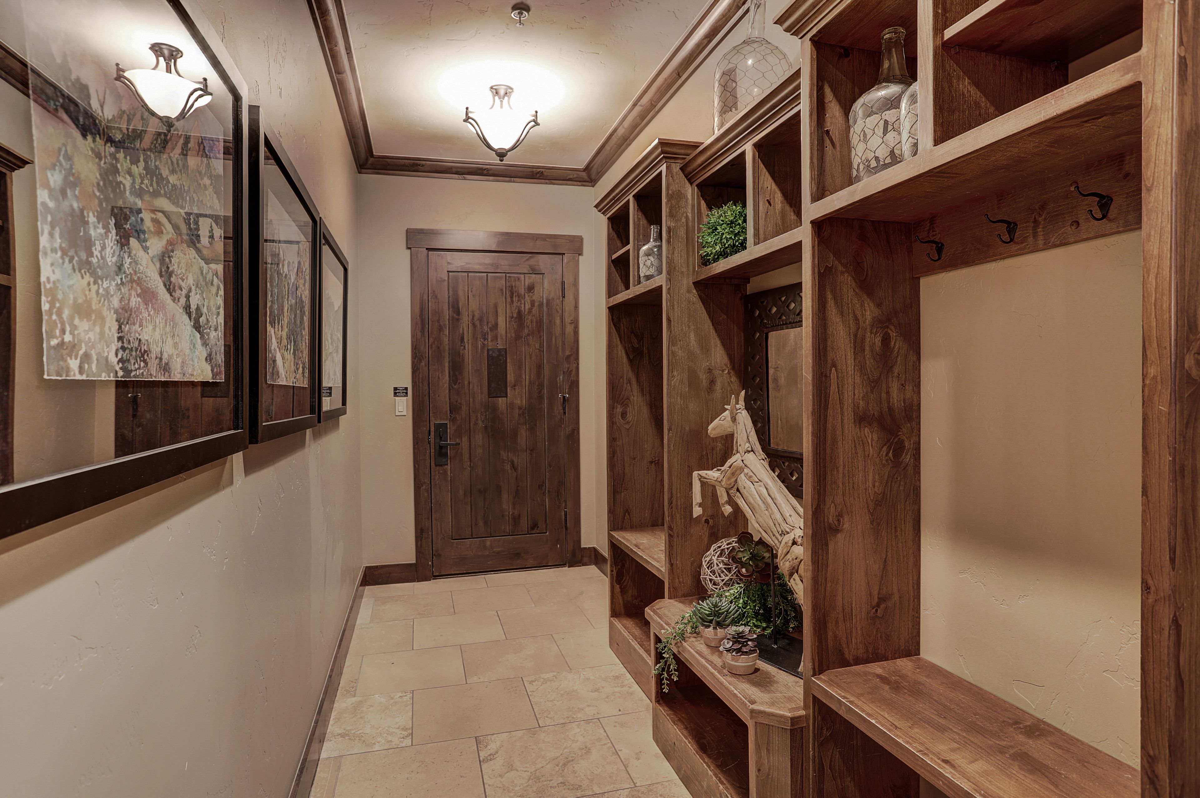 Apartment, 4 Schlafzimmer | Wohnbereich | 1-Zoll-Fernseher mit Kabelempfang, Kamin, DVD-Player