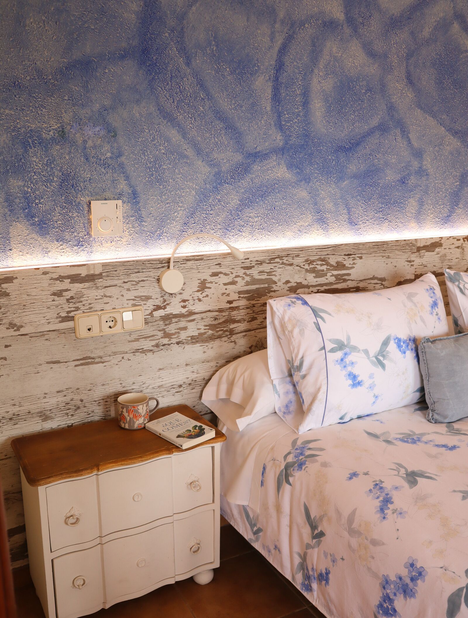 double or twin room (sant joan) | down duvets, minibar, in-room safe, desk