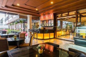 Coffee shop - Mountain Beach Resort (Pattaya)