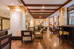 Coffee shop - Mountain Beach Resort (Pattaya)