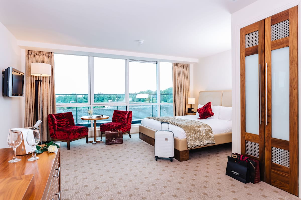 superior room | premium bedding, desk, iron/ironing board, free wifi