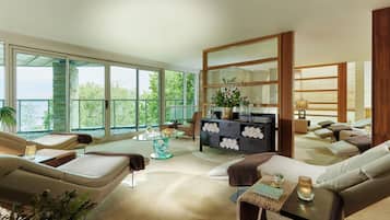 Salas de tratamiento para parejas, sauna y tina de hidromasaje