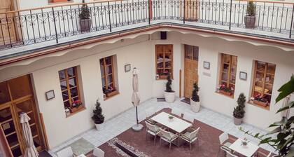 City Residence Apartment Hotel