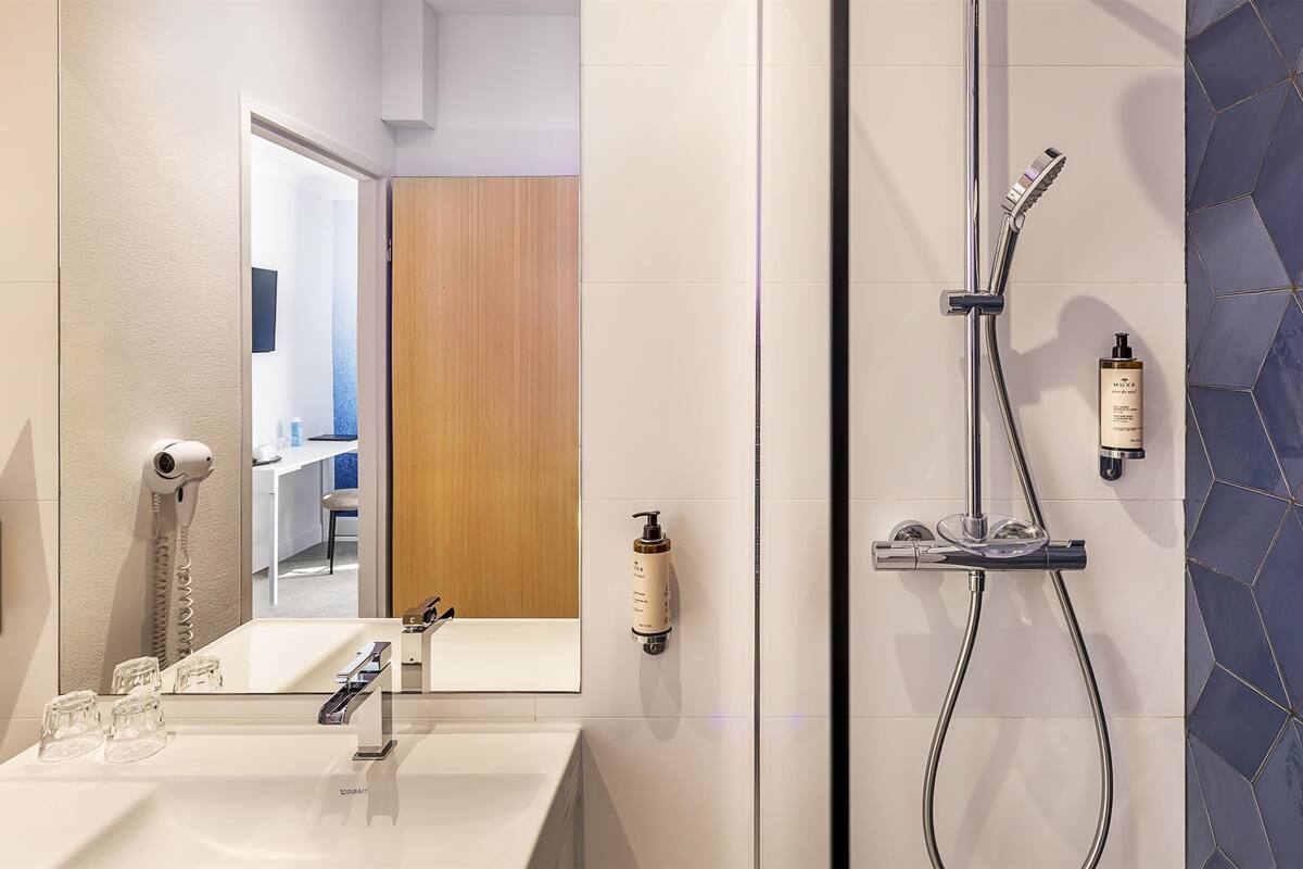 free toiletries, hair dryer, towels