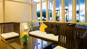 Sala de estar en el lobby