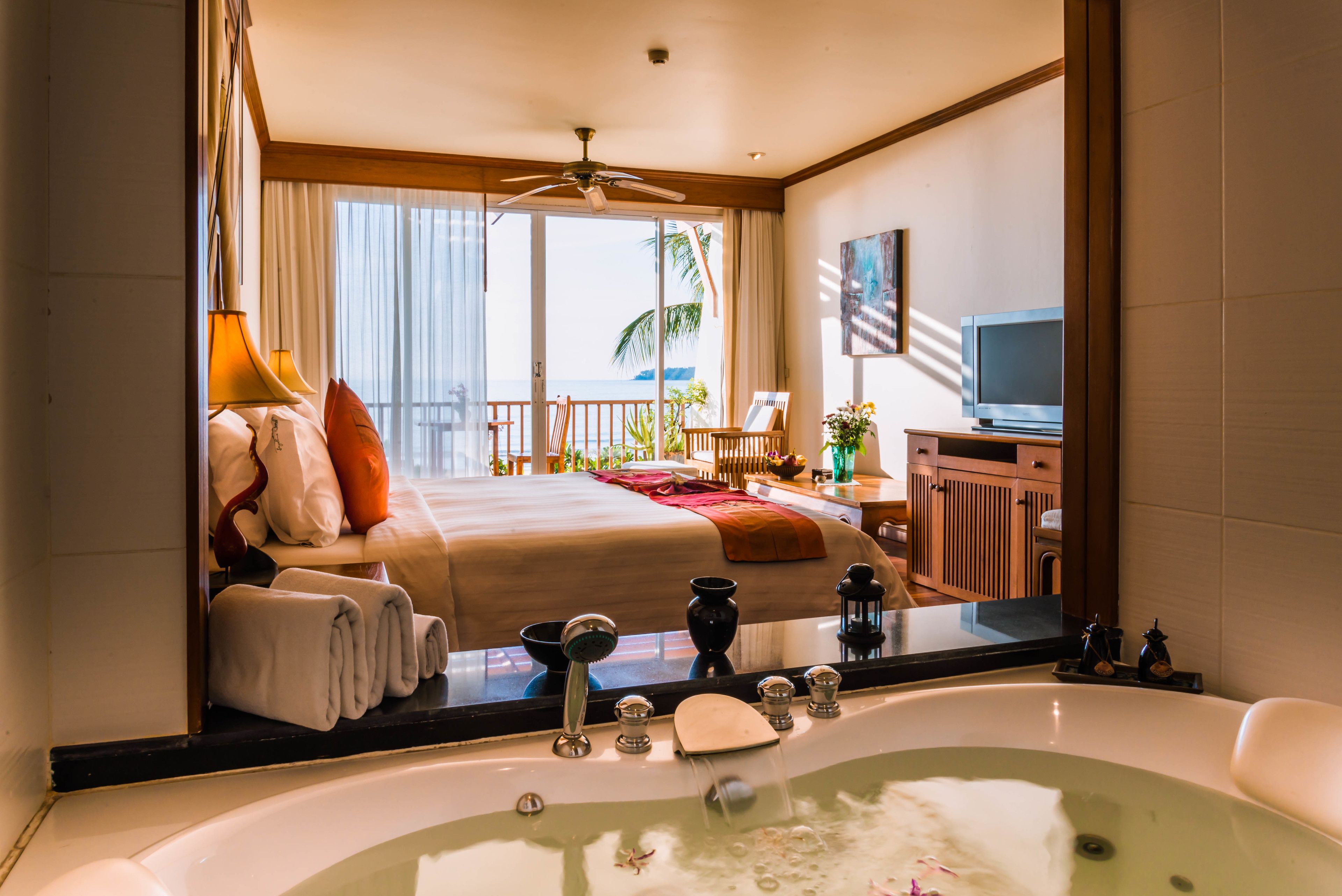 duplex private  heaven room | hypo-allergenic bedding, minibar, in-room safe, desk