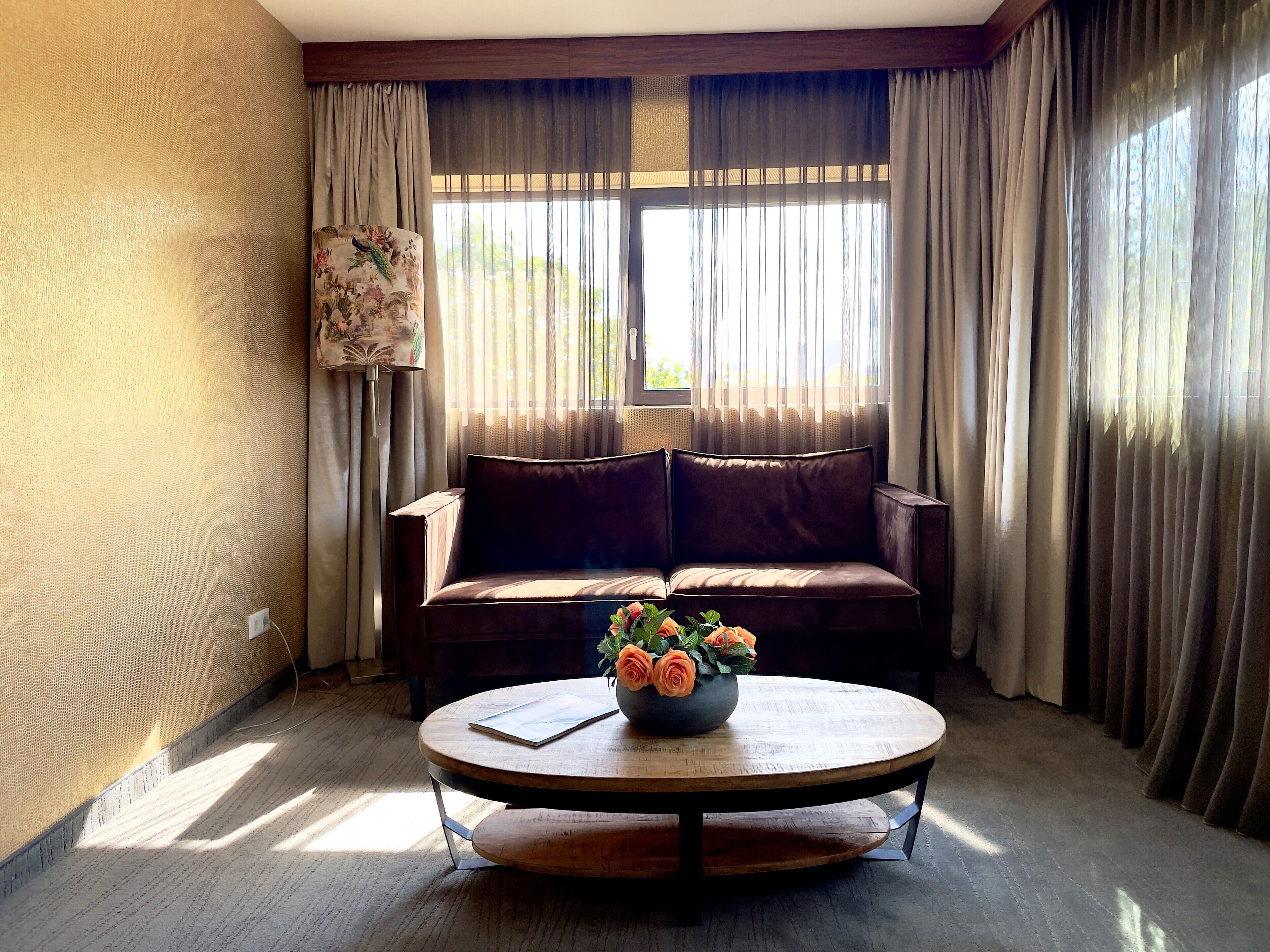 executive room | 1 bedroom, in-room safe, desk, laptop workspace