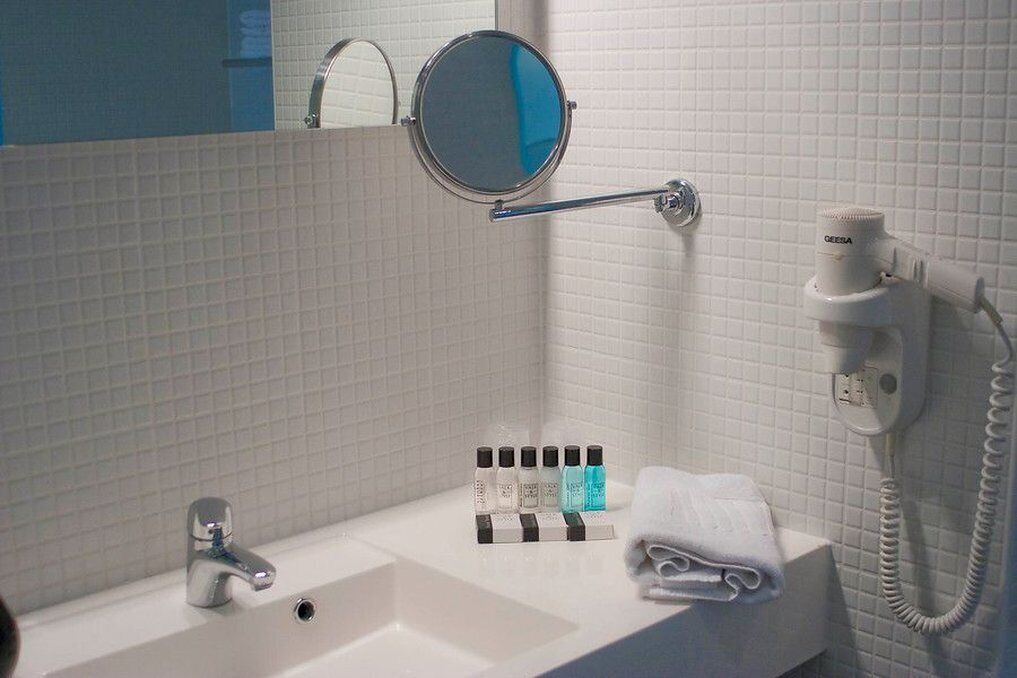 1 bedroom, in-room safe, desk, laptop workspace