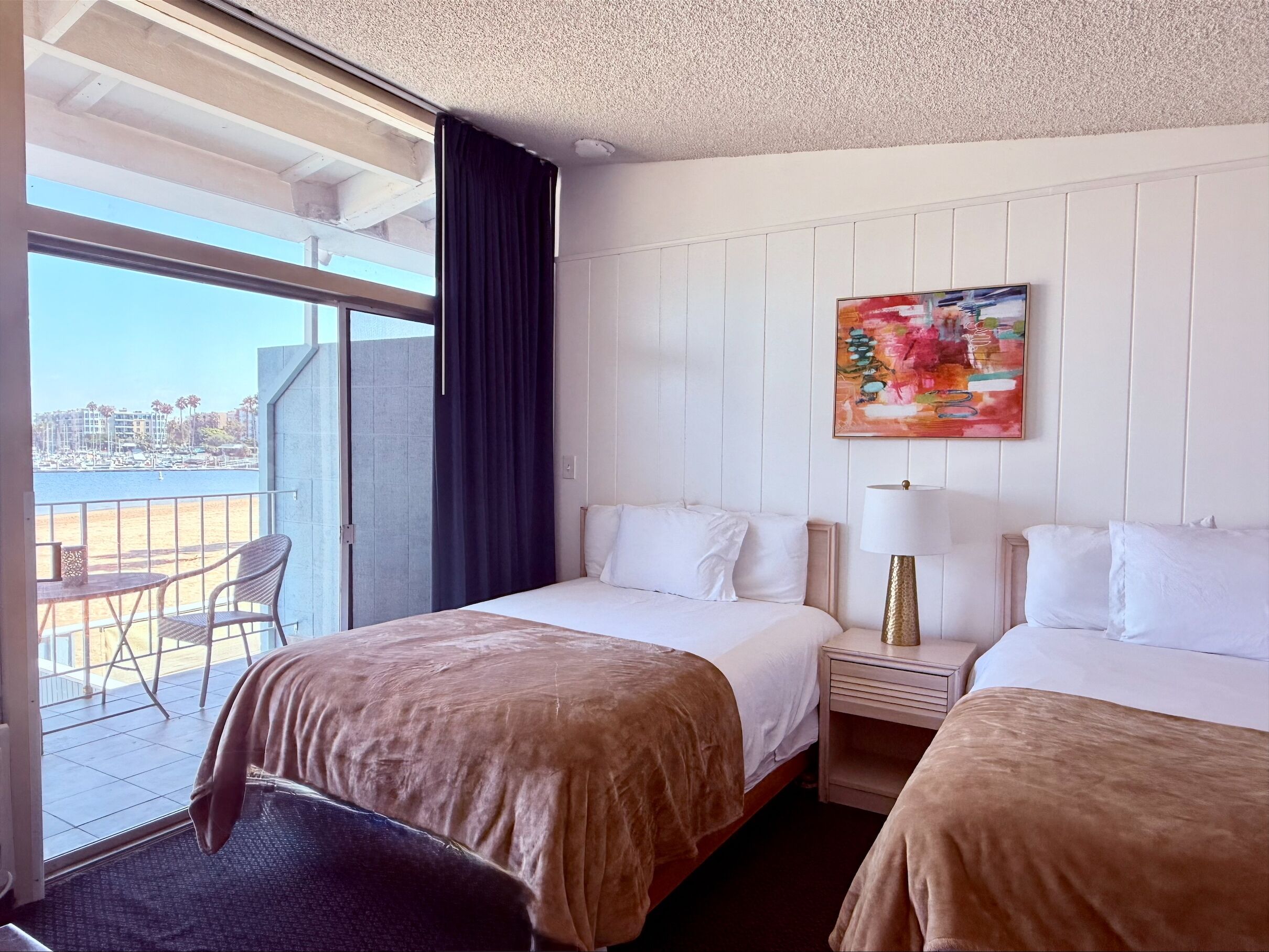 Photo - Foghorn Harbor Inn