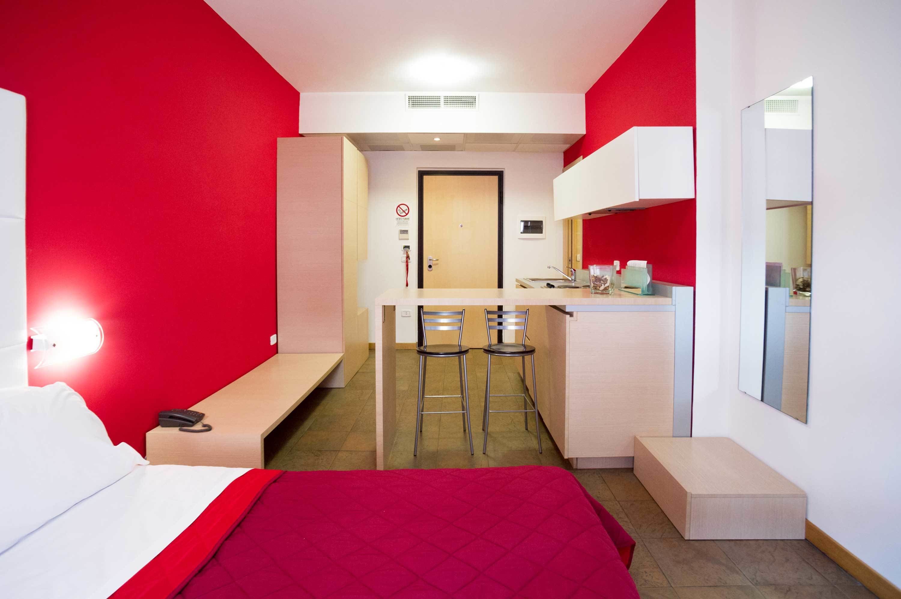 double room | in-room safe, desk, blackout curtains, free wifi