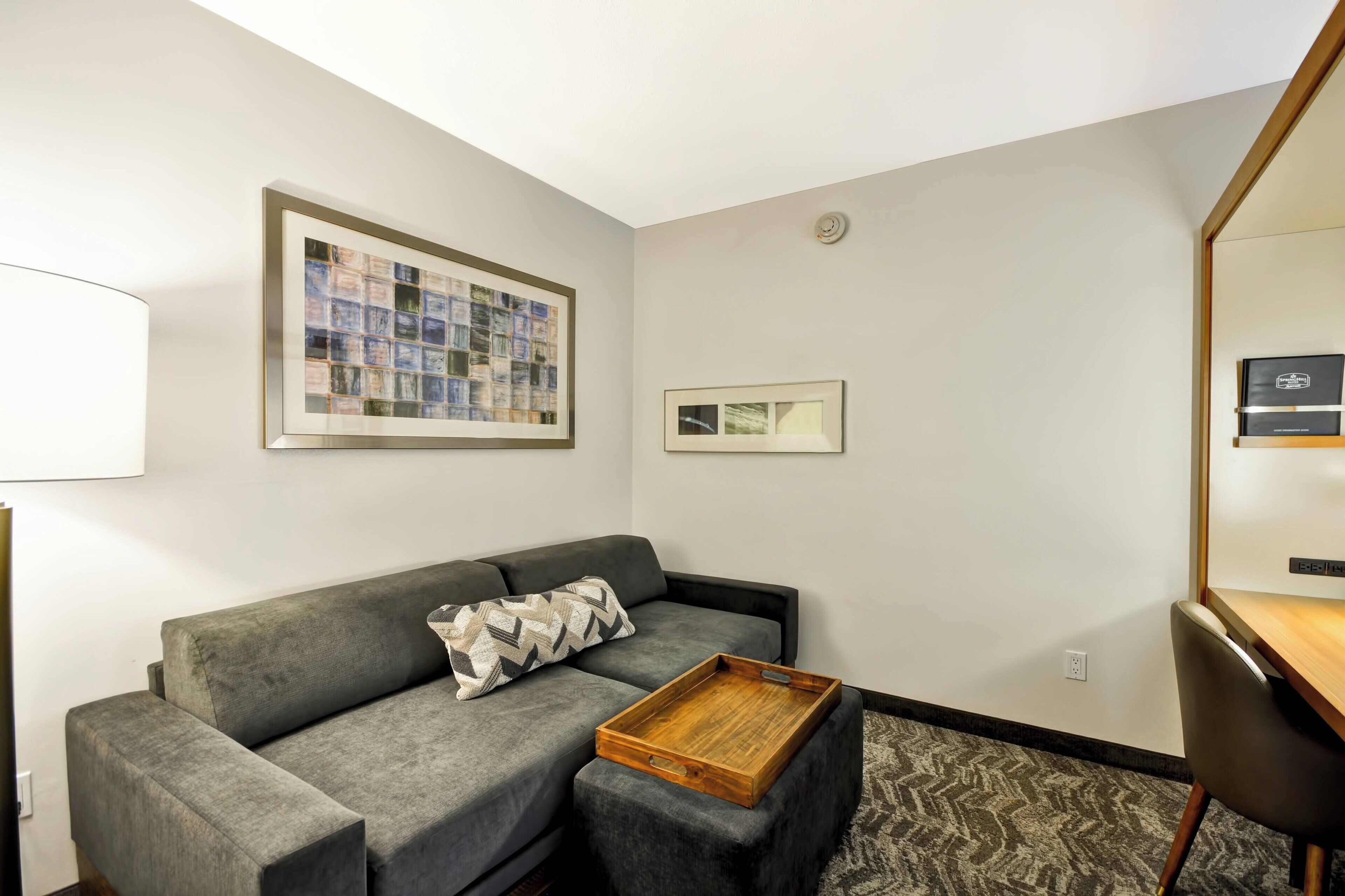 39-inch lcd tv with cable channels, tv, pay films