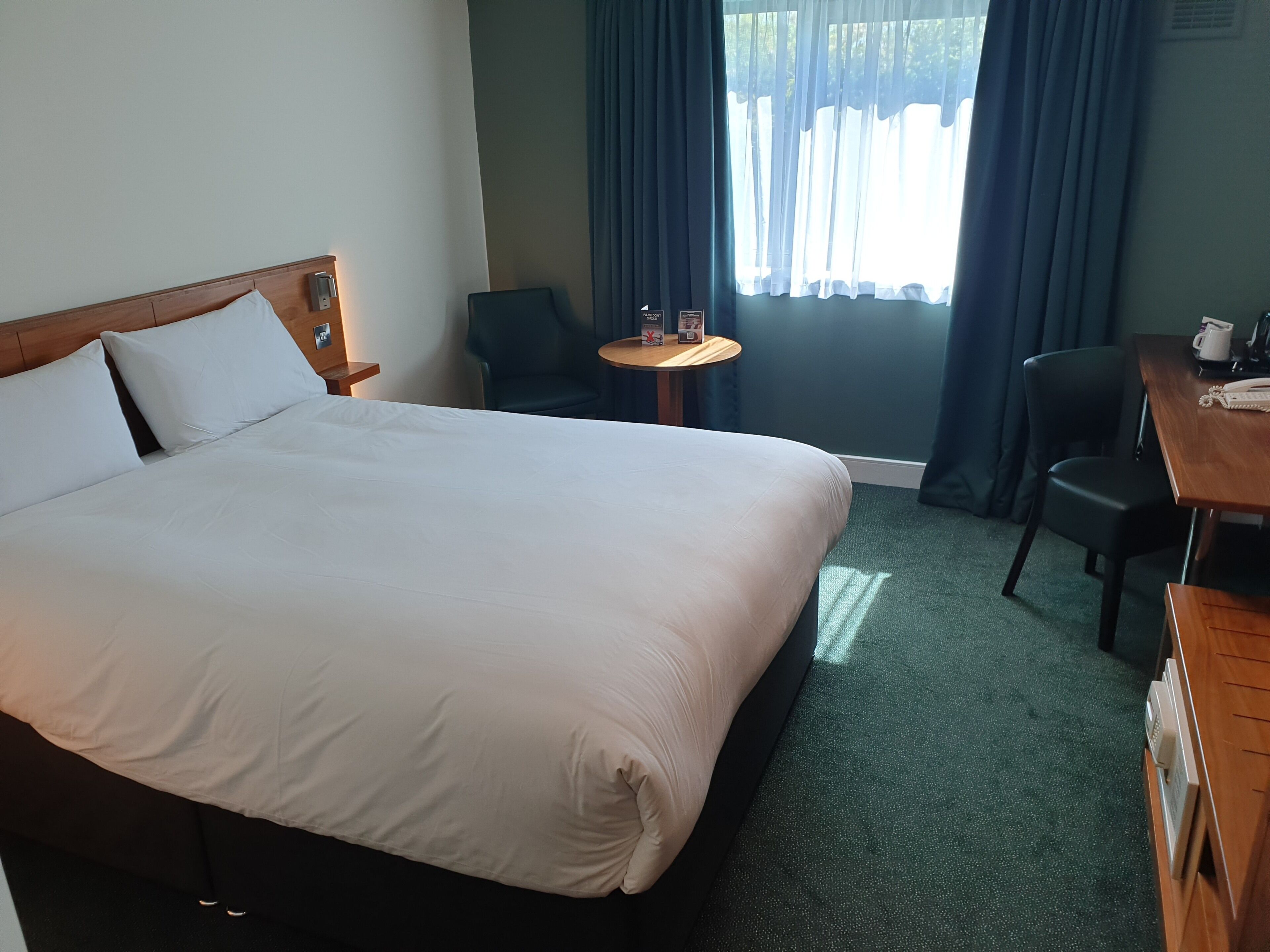 In-room safe, desk, iron/ironing board, free WiFi