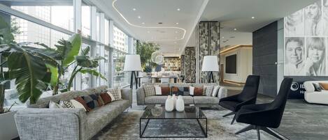 Àrea amb seients del vestíbul