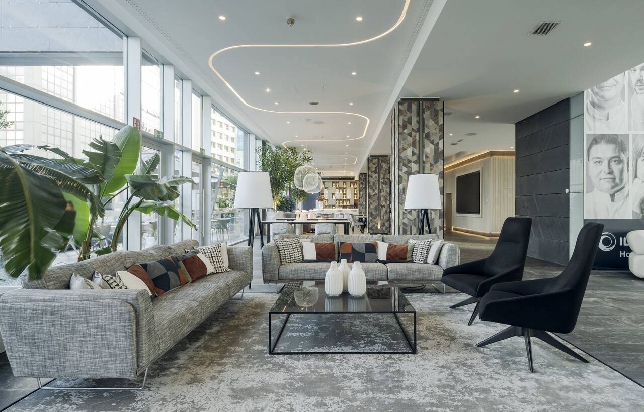 Hotel ILUNION Atrium