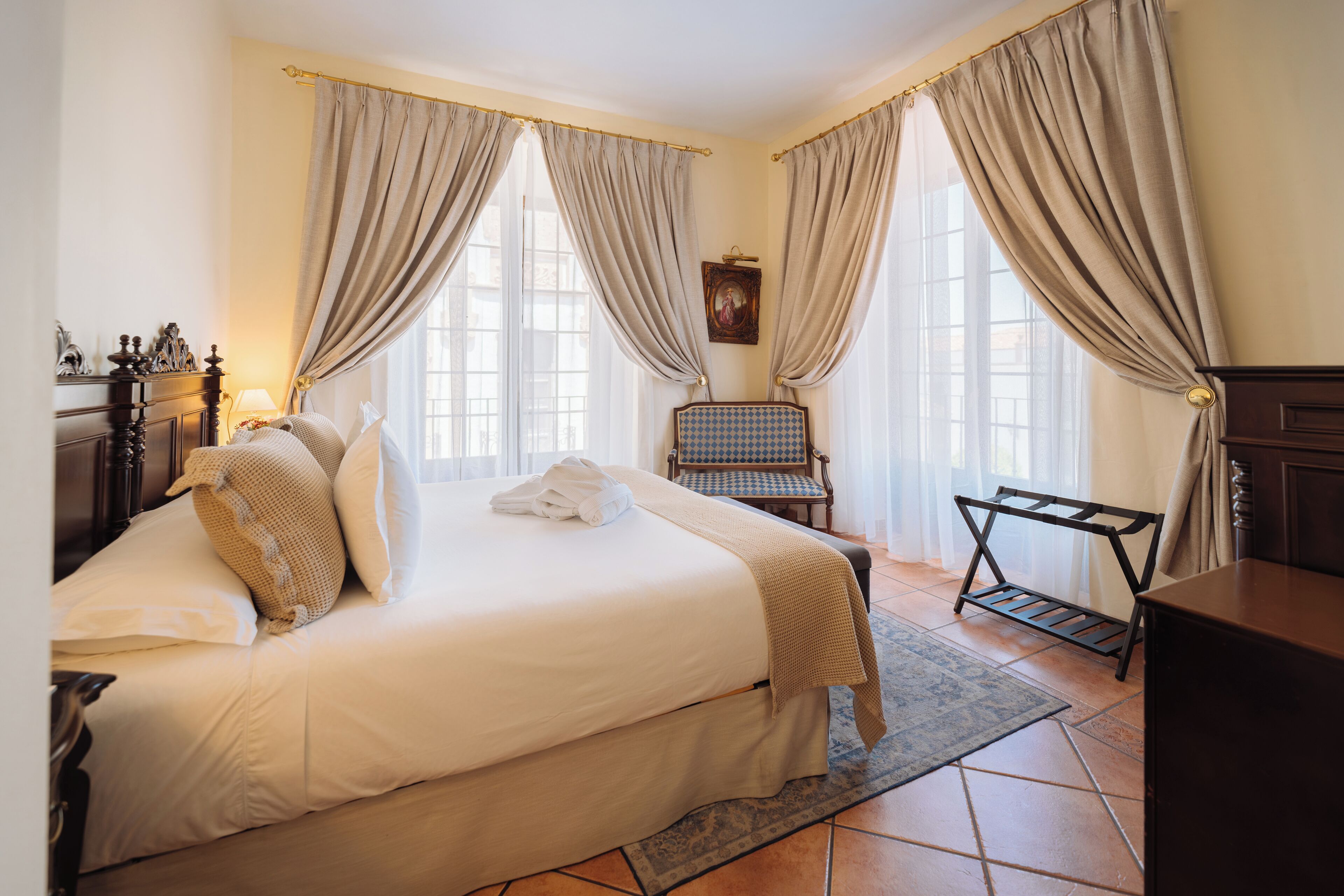 Superior Double Room, City View