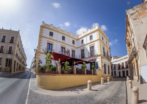 Front of property - Hotel Palacio de Hemingway (Ronda)