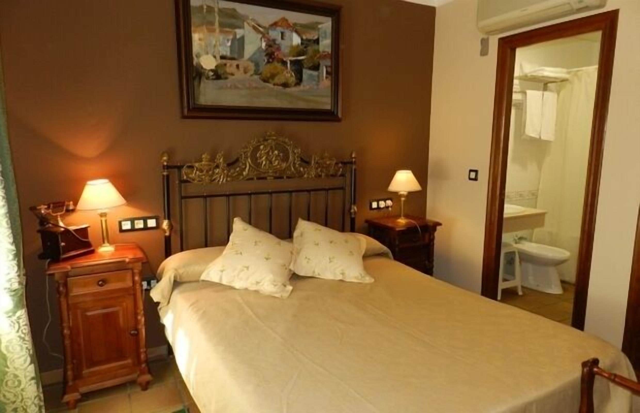 minibar, in-room safe, desk, blackout curtains