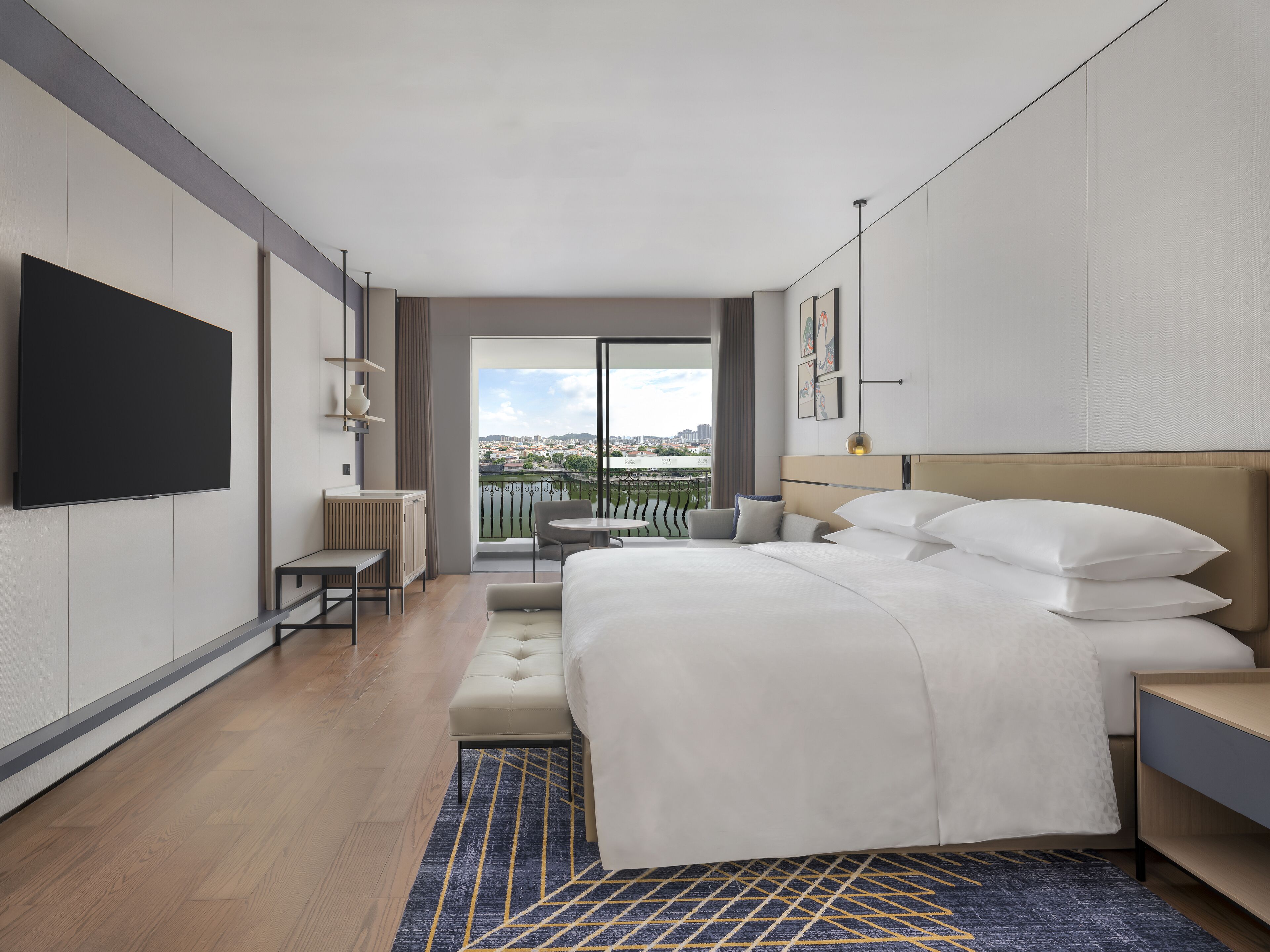 룸, 킹사이즈침대 1개, 발코니, 호수 전망 | 무료 WiFi