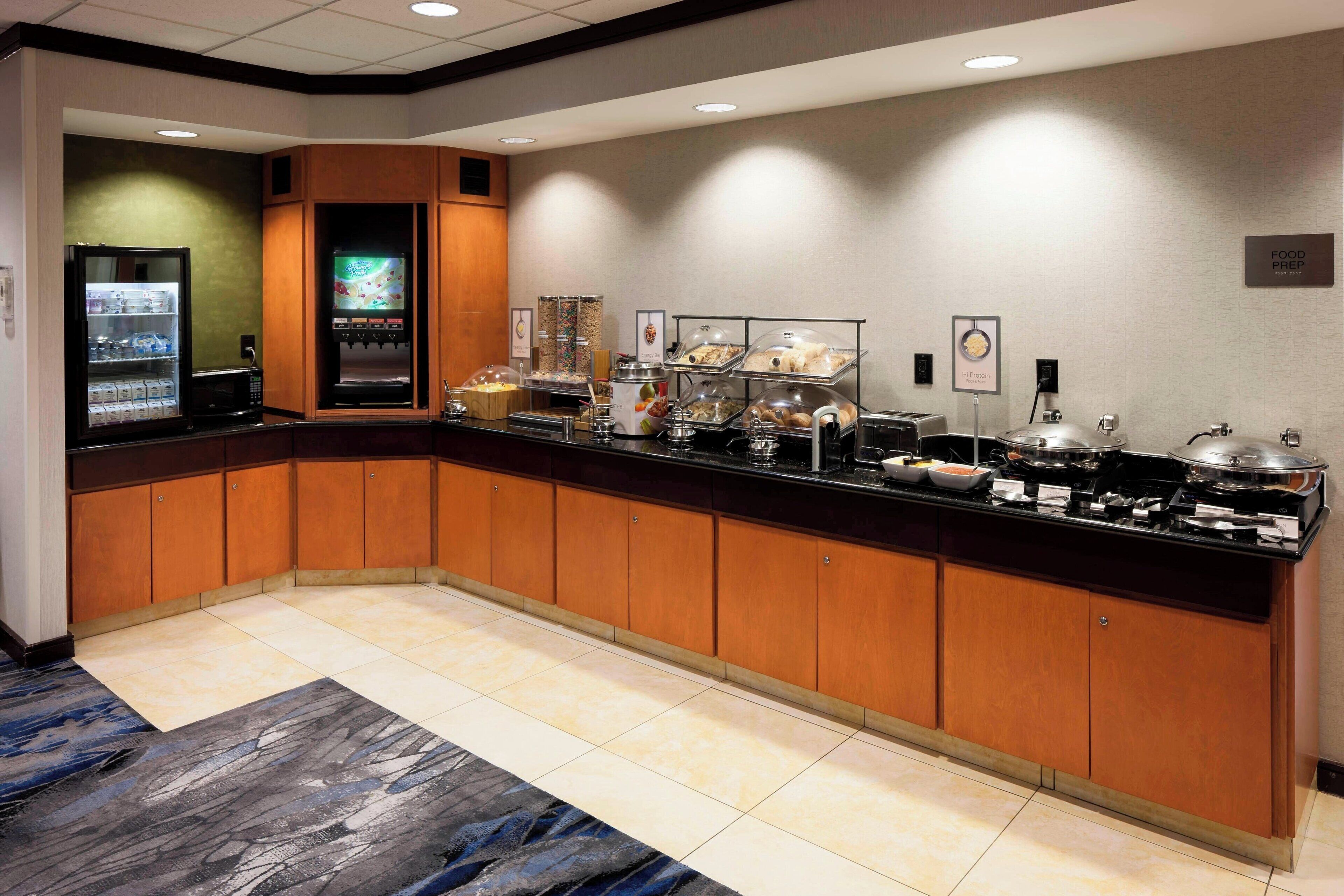 free daily full breakfast