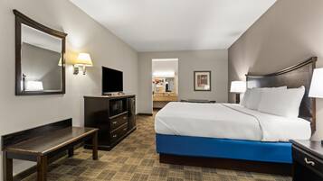 Verduisterende gordijnen, een strijkplank/strijkijzer, gratis wifi