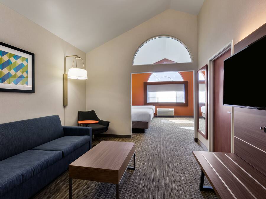 In-room safe, desk, laptop workspace, iron/ironing board